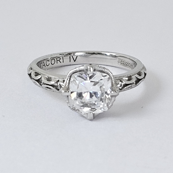 Genuine Tacori Diamonique Ring in Sterling Silver Size 10! - Picture 8 of 8